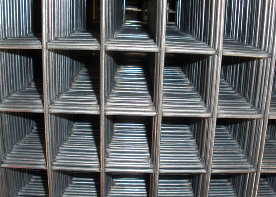 2m Breite galvanisierte geschweißten Draht Mesh Panel For Building PVCs Beschichtung