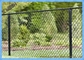Grünes PVC beschichtete Kettenglied-Zaun 2inch 6FT für Sportsground