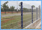 PVC beschichtete Sicherheits-Maschendraht-Zaun mit 3D, das für Bauernhof und Vieh gekurvt wurde
