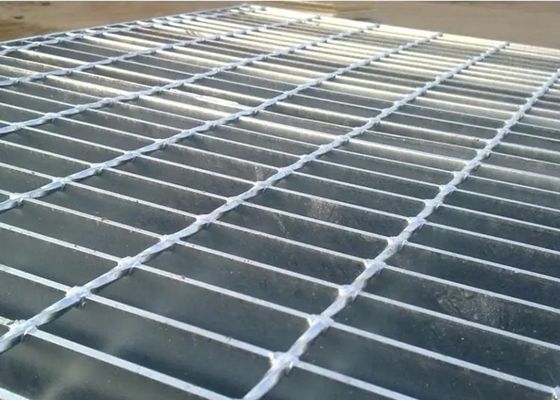 Geschweißte Größe 30x100 Mesh Galvanised Floor Grating Customizable