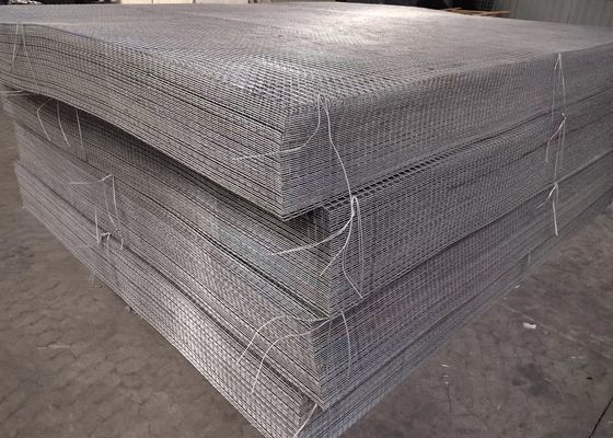 Regelmäßige Größe 2 x 2 Zoll schweißte Breite Mesh Galvanised Wire Panels 2.2m