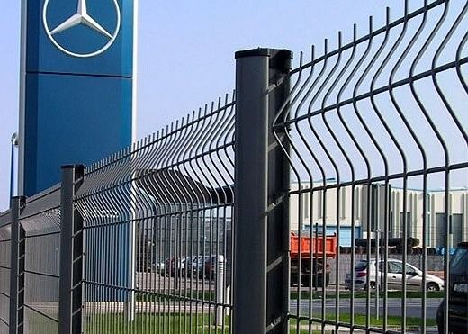 Pulver beschichtete geschweißten gebogenen Metallzaun wärmebehandeltes Panel Heavy Gauge