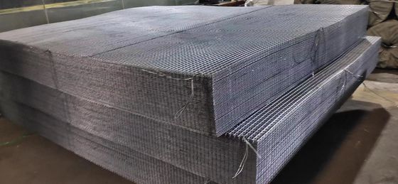 4-12mm Pulver beschichtete geschweißtes Draht-Mesh Welded Fencing Mesh Wear-Widerstehen