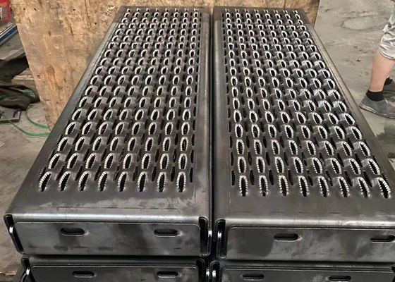Warmgetipptes rundes Loch S275jr Galvanisiertes Stahlgitter