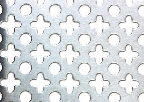 6 mm Dicke Vollblattklee-Muster Perforierter Metallbleche