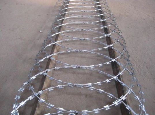 Cbt-65 Edelstahl Verzinktes Stahl PVC beschichtet Sicherheits Rasierdrahtnetz