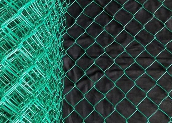 7 Ft PVC-beschichtetes, feuerverzinktes Maschendrahtzaungewebe für Wohnzwecke