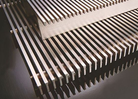 Hochleistungsedelstahl-Keil-Draht-Schirm Johnson Gravel Welding Panel v-Draht SGS 321