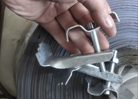 30X5mm gezacktes Stahlgitter Klappfeuer Grill Schwerlast Edelstahl / galvanisiert für Bar