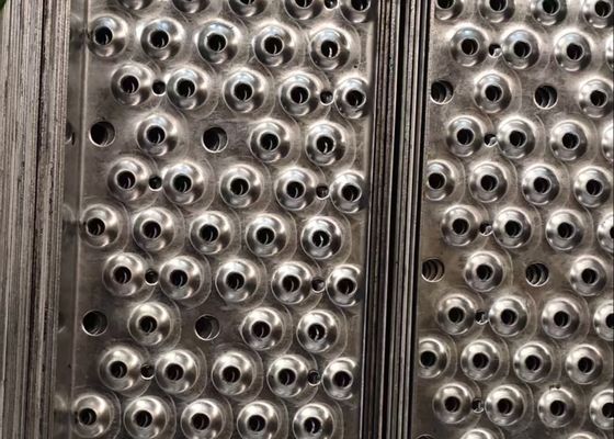 Sicherheit 96" Längen-Aluminium kariert überzieht durchlöcherten den Antigleiter Grübchen bildete Loch-Metallharte beanspruchung