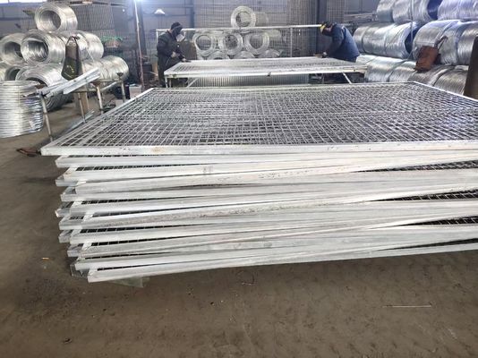 Maschen-Zaun-Bewegliches Australiens Standard galvanisiertes vorübergehendes mit PVC-Füßen