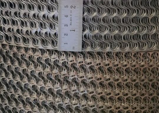 1.2mm Stärke-perforiertes Metall Mesh Punched Metal Strip For, der Käfige macht