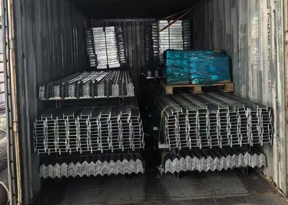 W-Profil-heißer eingetauchter galvanisierter Palisade-Zaun 2400hx2300l für Zellturm