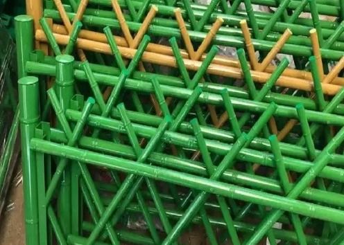 Wetterbeständiges Bambus-Gartenzug für mehr Privatsphäre
