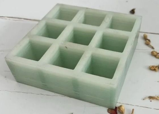 38mm dicke FRP-Pultrusionsrost mit geriffelter Oberfläche und Schraubbefestigung