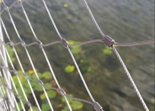 Ferrule aus Edelstahl für Drahtseile aus Edelstahl