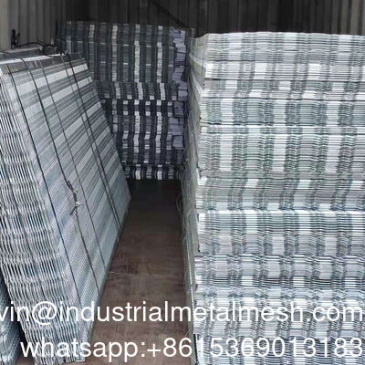 Polsterte, hellfarbige, pulverbeschichtete, dekorative, ausgedehnte Metalldrahtnetze