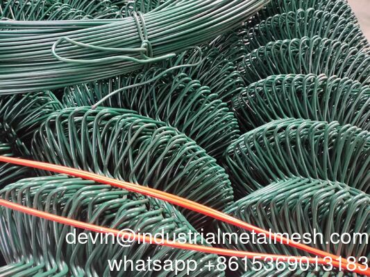 Factory OEM Cyclone Wire Mesh PVC Hot Dipped Galvanized Chain Link Fence