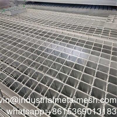 Heavy Duty Stainless Steel Grating for Sturdy Inspection Stairs