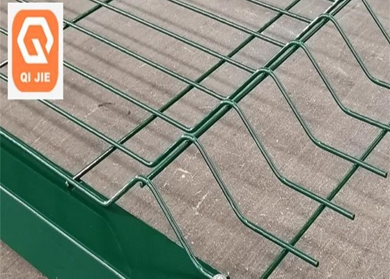 Farm Used Curved Metal3D geschweißter Drahtzaun pulverbeschichtet