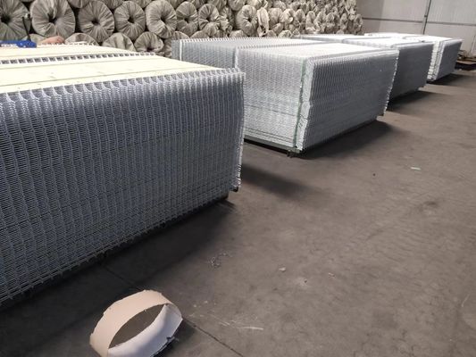 PVC beschichtete 75x150mm gebogenen Metallzaun Welded Wire Mesh 3d