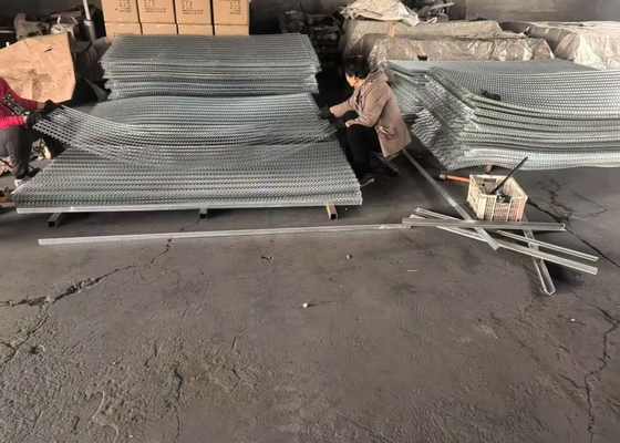 Gotisches M der 1.6mm Stärke-Streckmetall-Metalldraht-Maschen-1,2 x 2,4