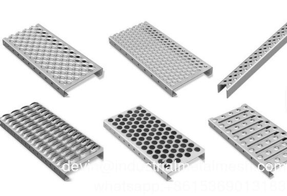 Korrosionsbeständiges Krokodilmaul Perforierter Sicherheitsgrip Strut Schweißgitter für Ölraffinerien/Strom