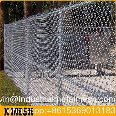 Galvanisiertes Rasiermesser Babred Wire Diamant Wire Mesh Gates Metall PVC Kettenverbindung Zaun Post