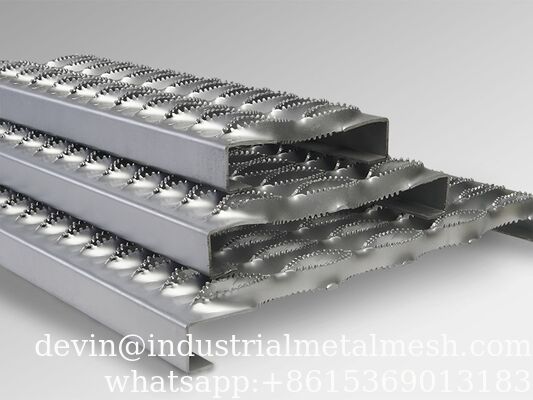 Edelstahlperforierter Krokodil-Mundgriff Stützgitter Gitter Anti-Rutsch-Treppenbeine