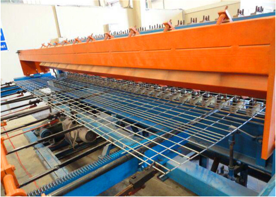 Automatischer elektrischer Stahl schweißte Maschendraht-Maschine für Rollenzaun1-3m-Breite
