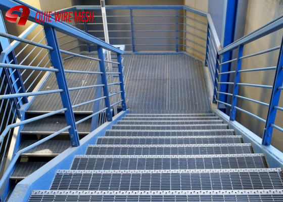 Sgs-Ebene oder gezacktes Antibeleg-Streckmetall-Maschen-Stahlgehweg-Gitter
