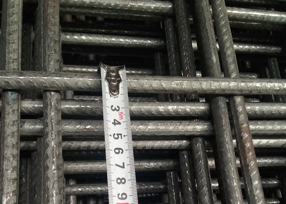 6 x 2,4 Meter Betonverstärkung geschweißte Drahtgitter quadratische Lochform