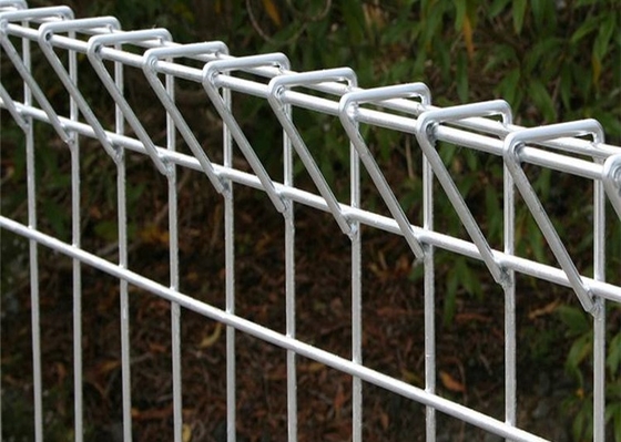 2.1m x 2.4m hohe Sicherheits-gebogener Metallzaun, Maschendraht Brc Fechten