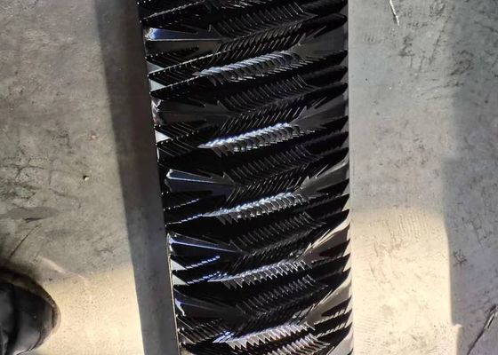 Pulverisieren Sie beschichtende große Antiwand-Sicherheits-Wand-Spitzen des aufstiegs-2mm