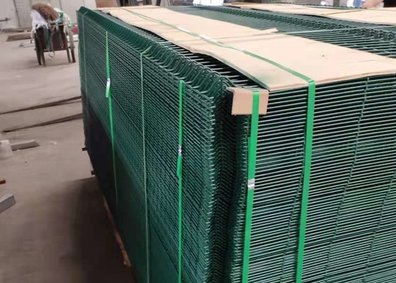 200*50mm 3D gebogene Maschendraht-Zaun-Platten für Straße und Durchfahrt, langlebig